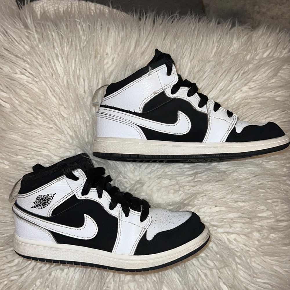 Jordan 1 Mid Retro GS /2Y pre owned